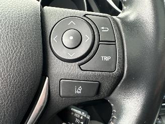 Toyota Auris Touring Sports Gereserveerd 1.8 Hybrid 123pk aut Exe - pano - nap - navi - camera - keyless - front + line + park assist picture 20