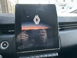 Renault Clio gereserveerd 1.6 E-Tech Hybrid 8-traps aut 140 Intens - nap - 360cam - keyless - navi - front + line + side + park assist - virtual picture 100