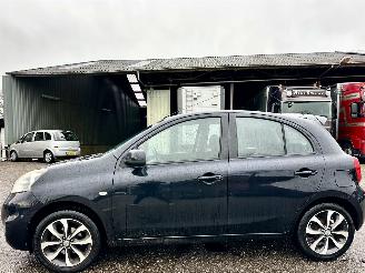 Damaged car Nissan Micra 1.2i 80pk Connect Edition 5drs - navi - clima - cruise - pdc v+a - licht + regensensor - gebruikerssporen 2014/3