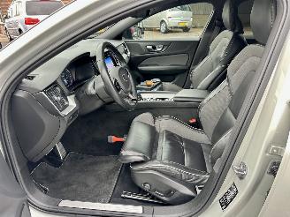 Volvo V-60 2.0 B4 Hybrid 8-traps aut R-Design - nap - virtual - leer - stuur + stoelverw - trekh - front + line + side assist picture 49