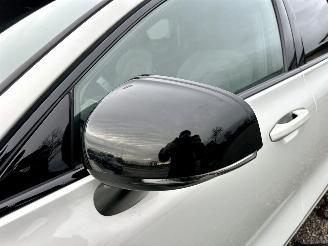 Volvo V-60 2.0 B4 Hybrid 8-traps aut R-Design - nap - virtual - leer - stuur + stoelverw - trekh - front + line + side assist picture 105