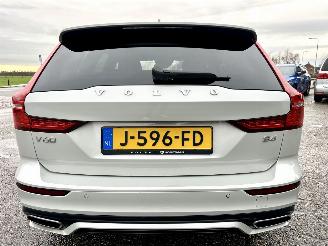 Volvo V-60 2.0 B4 R-Design picture 6