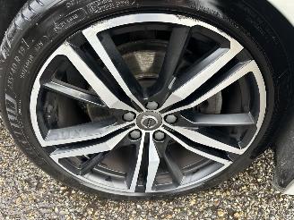 Volvo V-60 2.0 B4 Hybrid 8-traps aut R-Design - nap - virtual - leer - stuur + stoelverw - trekh - front + line + side assist picture 98
