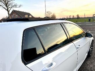 Volkswagen Golf 1.2 TSI 105pk 6-bak Highl 5drs - pano - nap - xenon - massage - navi - stoelverw - half leer - bearlock picture 98