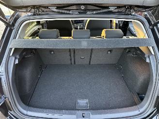 Volkswagen Golf 1.5 TSI 131pk 7-Traps aut + f1 comf bns 5drs - carplay - front assist - acc - pdc v+a - inkl trekh - privacy glass picture 46
