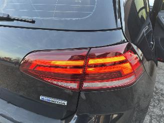 Volkswagen Golf 1.5 TSI 131pk 7-Traps aut + f1 comf bns 5drs - carplay - front assist - acc - pdc v+a - inkl trekh - privacy glass picture 7