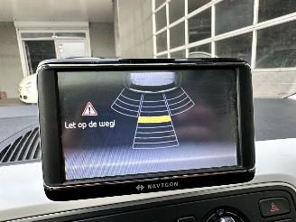 Seat Mii 1.0i 75pk Style Chic 5drs - pano - nap - navi - city safety system - pdc - stoelverw - cruise contr picture 27