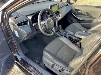 Toyota Corolla Touring sports 1.8 Hybrid aut Dynamic - nap - keyless - navi - cam - trekh - front + line assist - pdc v+a picture 17