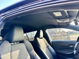 Toyota Corolla Touring sports 1.8 Hybrid aut Dynamic - nap - keyless - navi - cam - trekh - front + line assist - pdc v+a picture 16