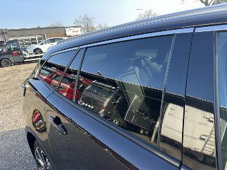 Toyota Corolla Touring sports 1.8 Hybrid aut Dynamic - nap - keyless - navi - cam - trekh - front + line assist - pdc v+a picture 91