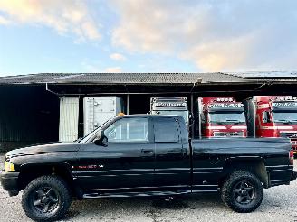 Dodge Ram 1500 V8 Magnum 4x4 lpg automaat - nap - uitlaat klepsysteem - airco - cruise - leer - 4x goede banden - dvd - trekh picture 1
