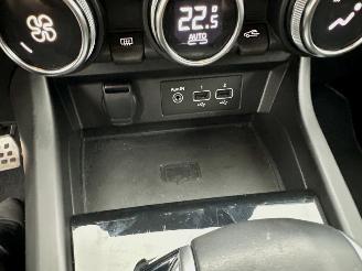 Renault Arkana Gereserveerd 1.6 E-Tech Full Hybrid 145 aut Esprit Alpine - 360cam - keyless - front + line + side + park assist - stuurverw - 19 inch picture 38