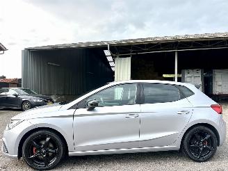 Voiture accidenté Seat Ibiza FR 1.0 EcoTSI 7-traps aut + F1 5drs - nap - navi - camera 2021/11