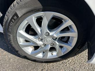 Toyota Auris Touring Sports Gereserveerd 1.8 Hybrid 123pk aut Lease pro - pano - nap - front + line + park assist - keyless entry + start - stoelverw picture 84