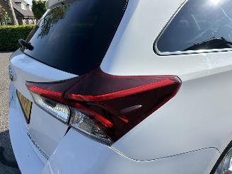 Toyota Auris Touring Sports Gereserveerd 1.8 Hybrid 123pk aut Lease pro - pano - nap - front + line + park assist - keyless entry + start - stoelverw picture 92