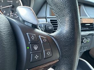 BMW X6 xDrive50i 4.4 TwinTurbo 408pk 8-traps aut + f1 Exe - facelift - hud - 22 inch - softclose - stuurverw - keyless picture 22