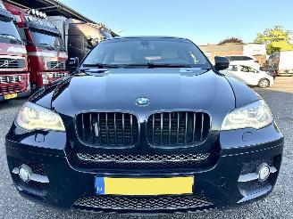 BMW X6 xDrive50i 4.4 TwinTurbo 408pk 8-traps aut + f1 Exe - facelift - hud - 22 inch - softclose - stuurverw - keyless picture 3