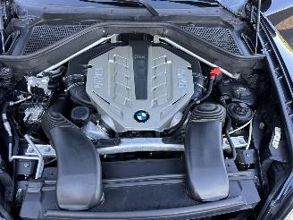 BMW X6 xDrive50i 4.4 TwinTurbo 408pk 8-traps aut + f1 Exe - facelift - hud - 22 inch - softclose - stuurverw - keyless picture 86