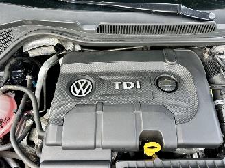 Volkswagen Polo 1.4 TDI 75pk BlueMotion 5drs - navi - clima - cruise - facelift - bleutooth - pdc v+a - front assist - privacy glass picture 69