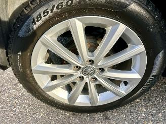 Volkswagen Polo 1.4 TDI 75pk BlueMotion 5drs - navi - clima - cruise - facelift - bleutooth - pdc v+a - front assist - privacy glass picture 60