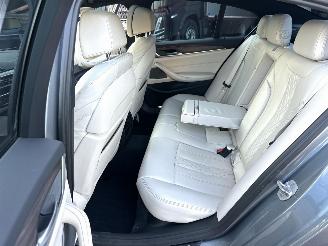 BMW 5-serie 540i 340pk aut M-Sport - schuifdak - nap - head up - stoelkoeling - 360cam - softclose - harman/kardon - performance picture 22