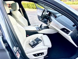 BMW 5-serie 540i 340pk aut M-Sport - schuifdak - nap - head up - stoelkoeling - 360cam - softclose - harman/kardon - performance picture 56