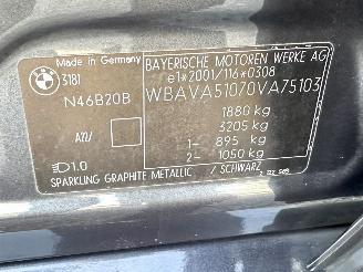 BMW 3-serie 318i 2.0 129pk 6-bak Executive sedan - xenon - clima - 58dkm - 19 inch performance + 4x goede hankook picture 45