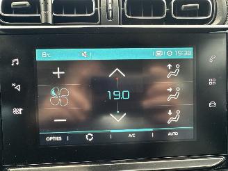 Citroën C3 1.2 PureTech 82pk ELLE - nap - navi - pdc - line assist - lmv - carplay - clima - cruise - grijs dak picture 42
