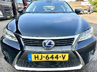Lexus Ct 200h Hybrid 123pk aut Business Line - nap - navi - camera - dealer onderhouden - licht + regens + dimmend spiegel picture 3