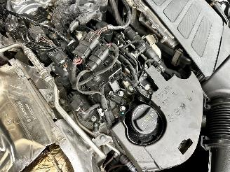 Mercedes C-klasse 200 218pk 9-traps aut + f1 AMG Launch Ed - pano - nap - 360cam - head up - sfeerverl - burmester - carbon - trekh picture 89