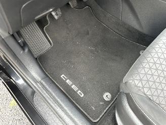 Kia Ceed Sportswagon 1.5 T-GDi 6-bak 160pk DynamicLine - nap - navi - camera - line assist - carplay - pdc - trekh picture 70