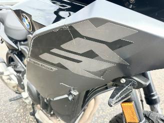 BMW F 900 R XR Triple Black 105pk - 2025 - 8885km - verwarmde handvatten - keyless - alarm - brembo -hoogte verstelling veer picture 28