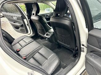 Volvo V-60 2.0 B3 Hybrid 8-traps aut Momentum - 49dkm nap - navi - camera - leer - stoel + stuurverw - CarPlay picture 77