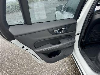 Volvo V-60 2.0 B3 Hybrid 8-traps aut Momentum - 49dkm nap - navi - camera - leer - stoel + stuurverw - CarPlay picture 74