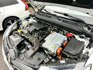 Renault Arkana 1.6 E-Tech Hybrid 145pk 8-traps aut RS-Line - pano - 360cam - carbon - leer - keyless - stuurverw - bomvol picture 90