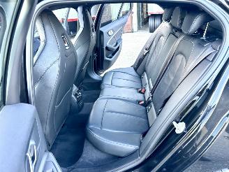 BMW 1-serie M135i xDrive 306pk aut + f1 High Exe M-Sport Performance - pano - nap - hud - harman/kardon - keyless - kuipstoelen picture 24