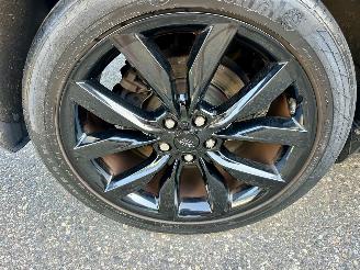 Ford Kuga 1.5 EcoB Turbo 150pk 6-bak ST-Line - nap - navi - xenon - park assist - leer + alcantara - zwarte hemel - keyless picture 67