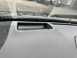 Toyota Corolla 1.8 Hybrid aut + lpg/g3 Executive - 64dkm nap - pano - head up - keyless - kuipstoelen - lpg/g3 onderbouw picture 15