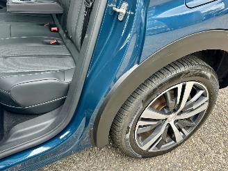 Peugeot 3008 1.6 HYbrid 225pk aut + f1 Allure Pack Bus - nap - nav - camera - keyless entry + start  - line + side assist picture 15