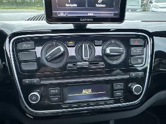 Volkswagen Up! gereserveerd 1.0 60pk High Up! Bluem. 5drs - nap - pano  - leer - stoelverw - airco - cruise - pdc - privacy glass picture 17