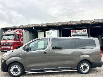 skadebil auto Opel Vivaro E Combi 75kWh 136pk aut 9-Pers lang - nap - 2021/6