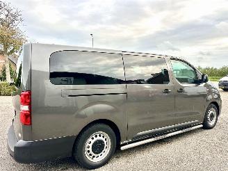 Opel Vivaro E Combi 75kWh 136pk aut 9-Pers lang - nap - pano - 1e eig - leer - airco - cruise - pdc - privacy glass picture 4