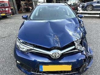 Toyota Auris Touring Sports 1.8 Hybrid 99pk aut Aspiration - nap - clima - cruise - navi - camera - aux - usb - facelift picture 3