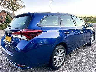 Toyota Auris Touring Sports 1.8 Hybrid 99pk aut Aspiration - nap - clima - cruise - navi - camera - aux - usb - facelift picture 5