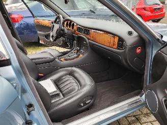 Jaguar Xj-8 4.0  SOVEREIGN   N.A.P  rijdbaar  top jongtimer picture 7