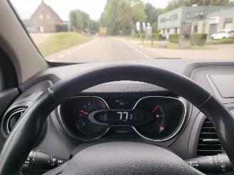 Renault Captur AUTOMAAT 1.2 TCe Bose 80 d km  RIJDBAAR picture 3