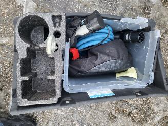 BMW i3 i3 S 120Ah 42 kWh RoadStyle Edition 1 van 1000 nwprijs € 50000.- picture 16