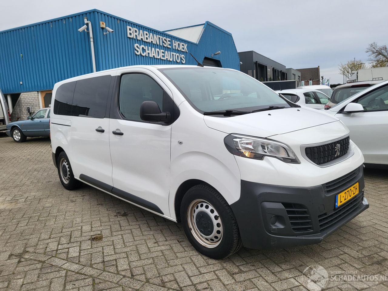 Peugeot Expert e-Expert 100 kW 9 persoons met panoramadak rijdbaar