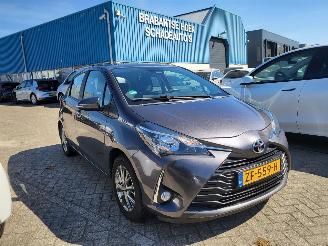 krockskadad bil auto Toyota Yaris 1.0 VVT-i Active  Cool 5drs  rijdbaar 2018/6