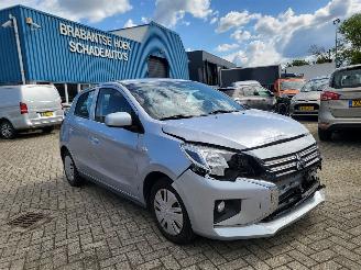 Schadeauto Mitsubishi Space-star Space Star 1.2 Connect+ 5DRS COOL 22000 KM 2023/1